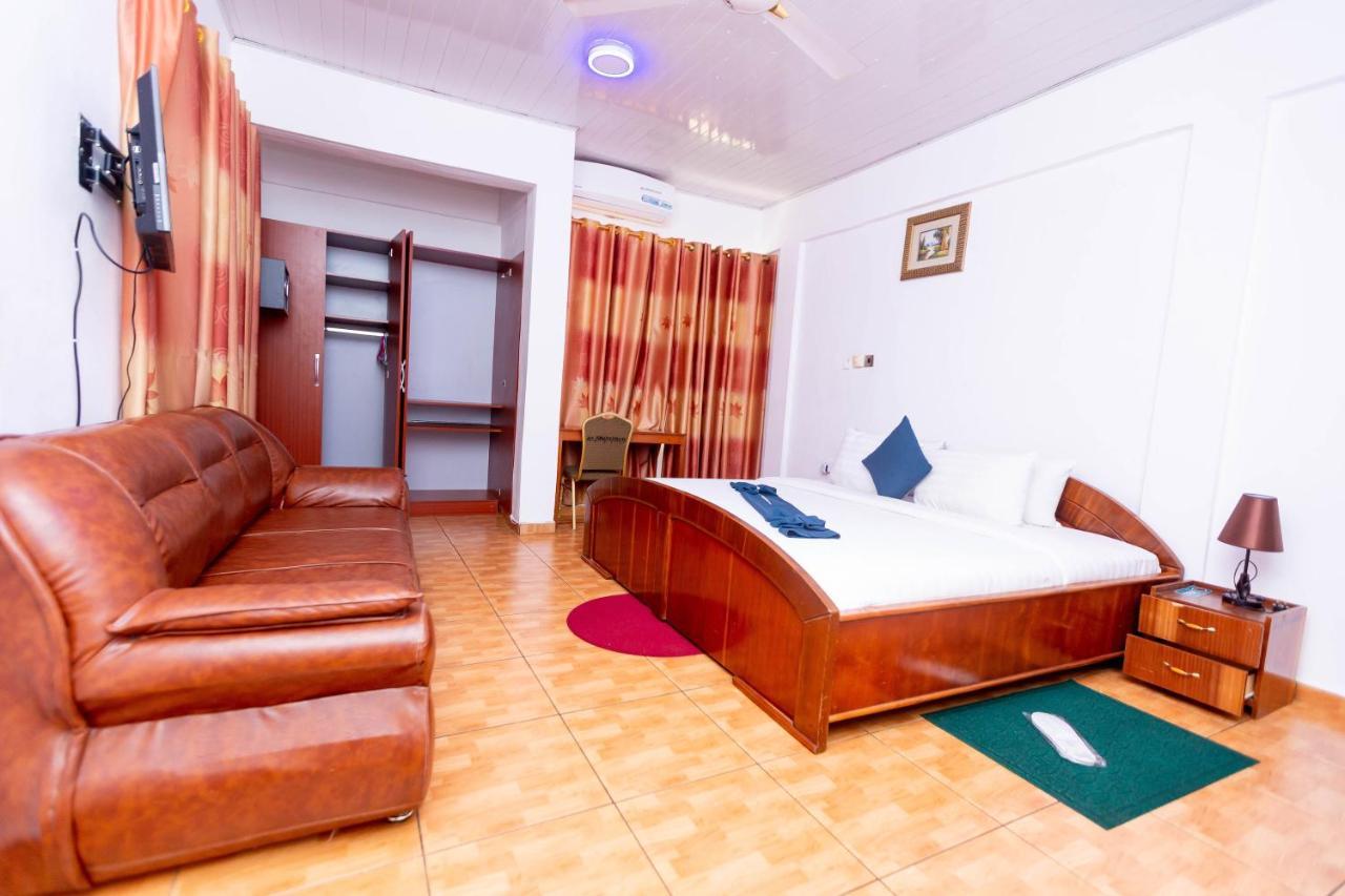 Sky Plus Hotel & Resort Ho 외부 사진