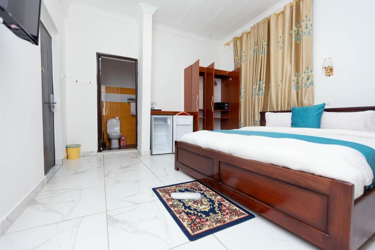 Sky Plus Hotel & Resort Ho 외부 사진